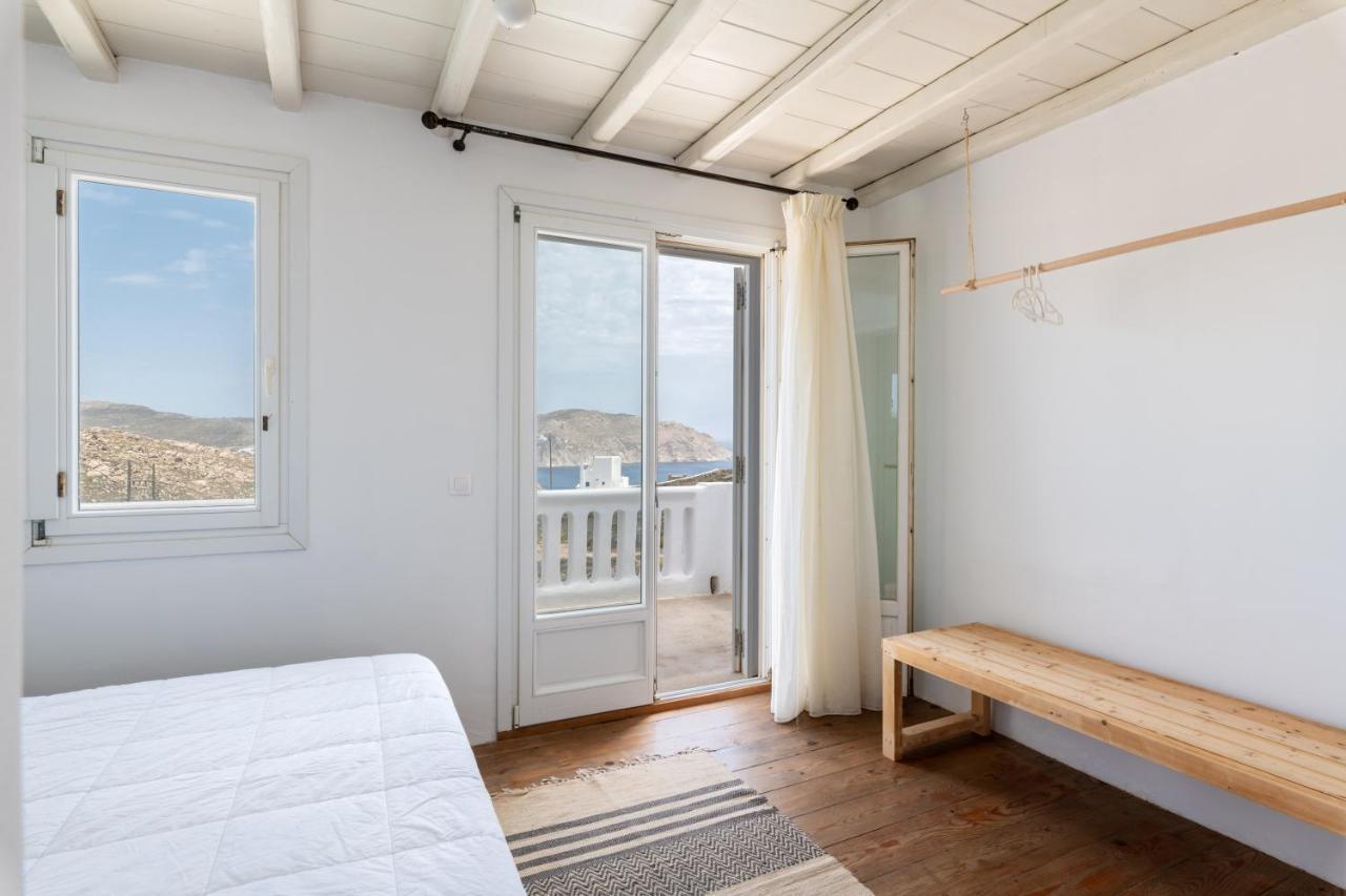 Villa Ryakia Villa, 5 Min Away From Super Paradise Beach
